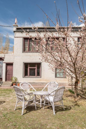 Himalayan Bud villa Private room w garden